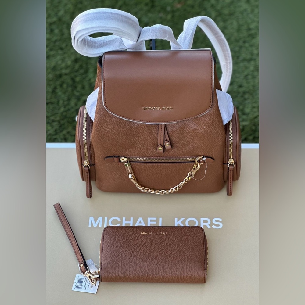 Michael Kors Jet Set Medium Backpack with Wallet Set